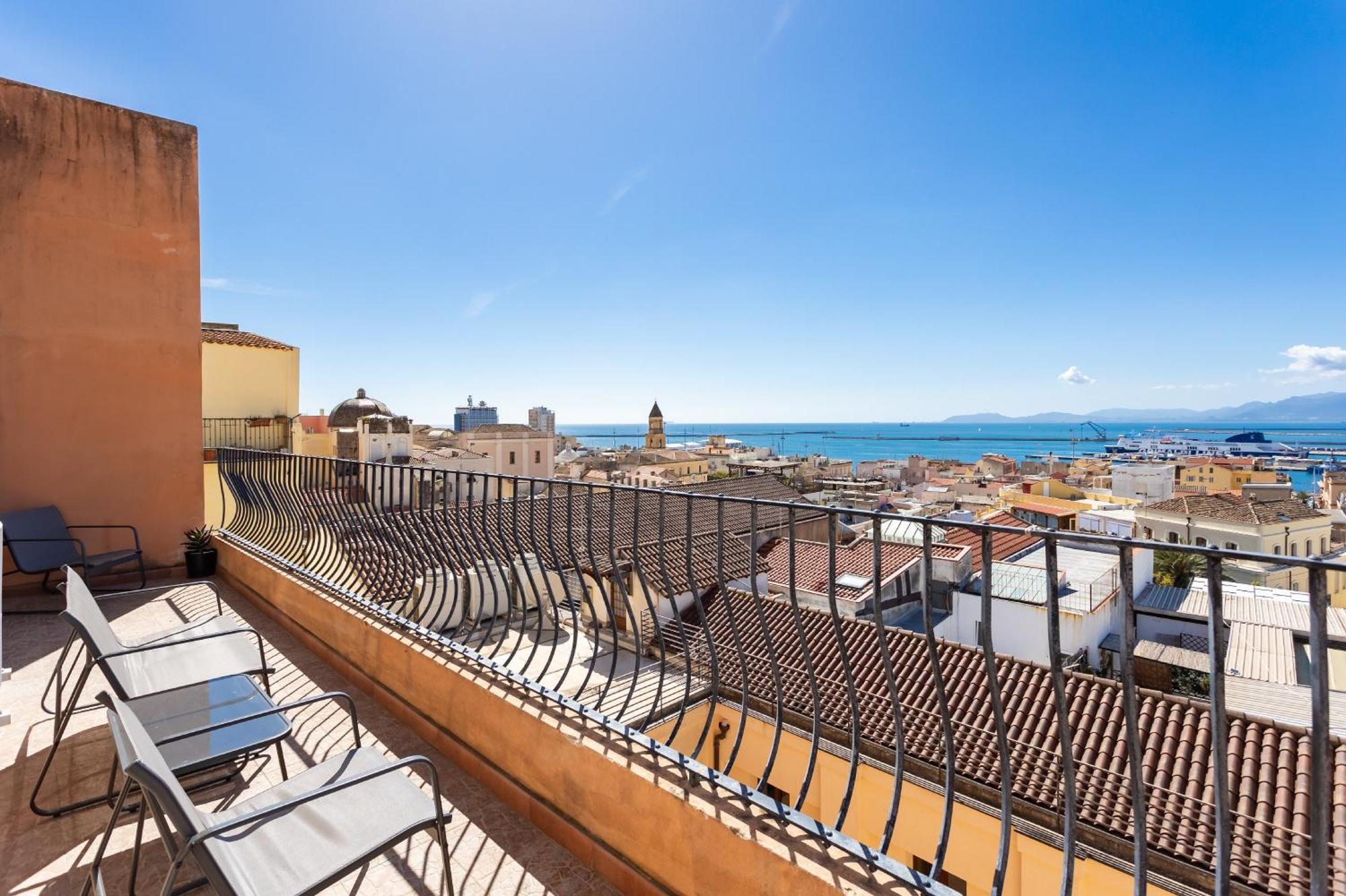 La Dolce Vita Cagliari Exterior photo