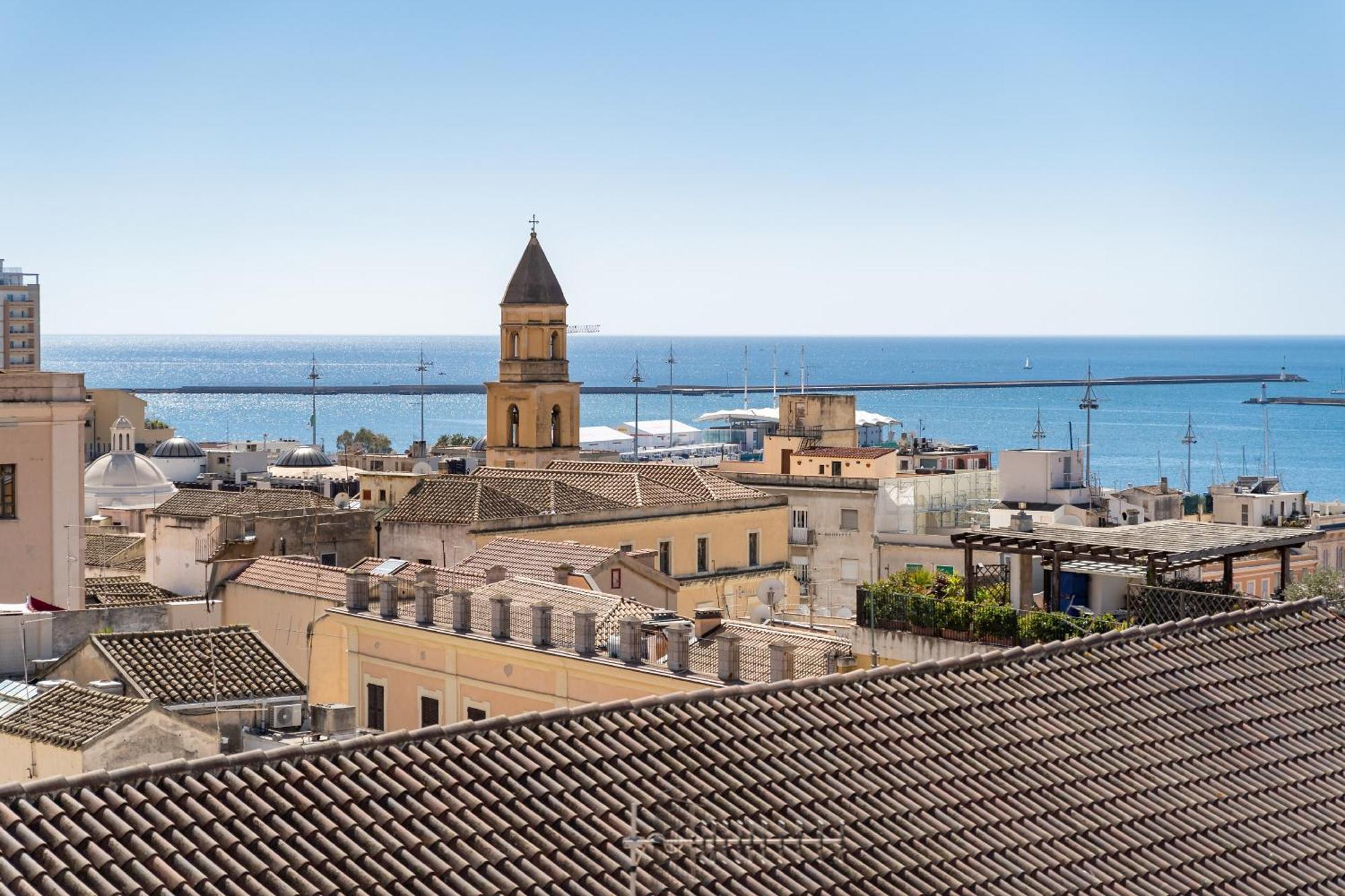La Dolce Vita Cagliari Exterior photo