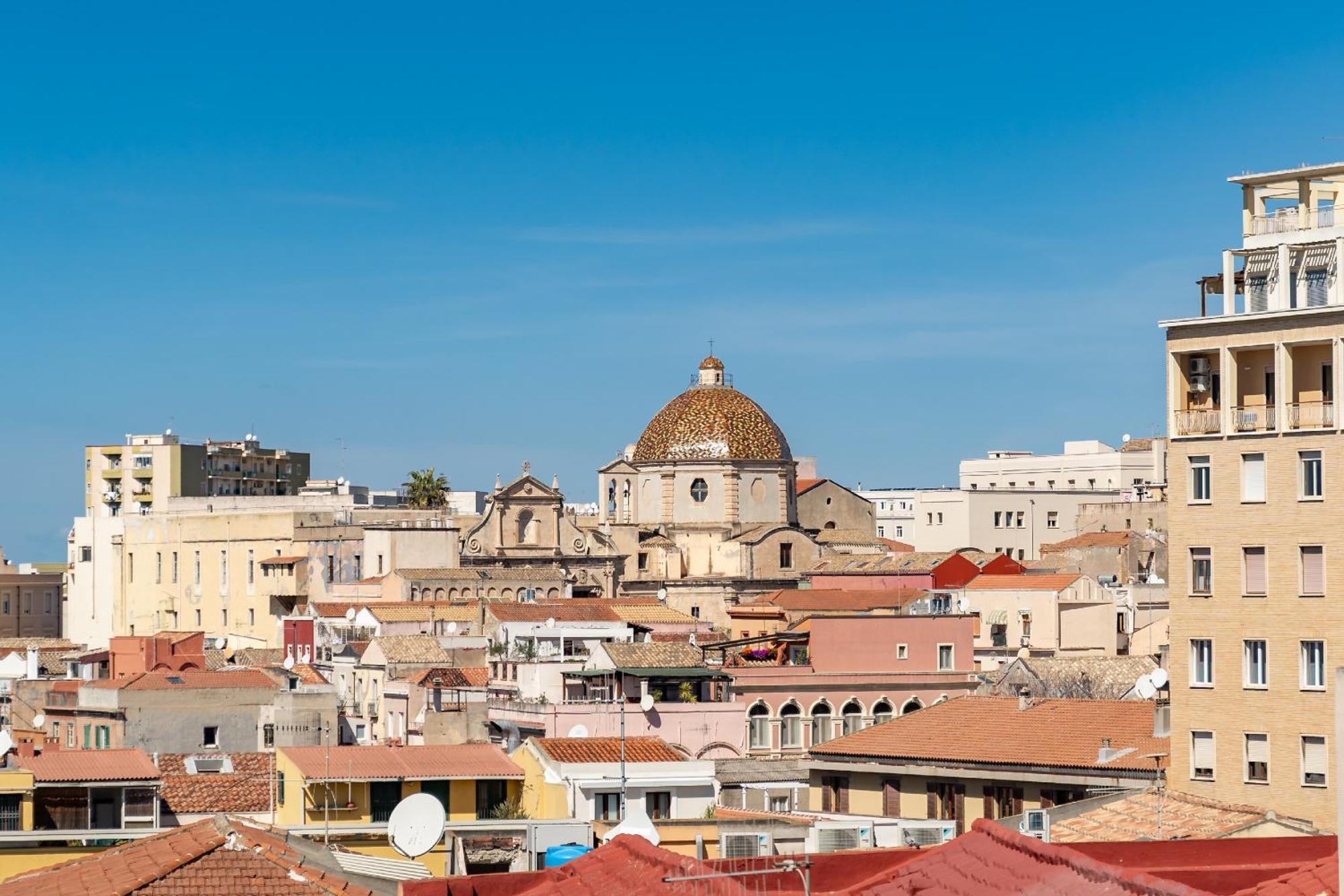 La Dolce Vita Cagliari Exterior photo